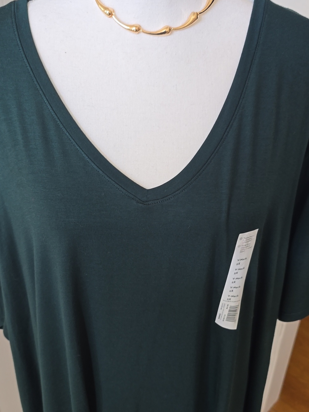 NINE WEST BRAND WOMEN'S PLUS SIZE PINE GREEN V-NECK SHORT SLEEVES TEE SIZE 5X